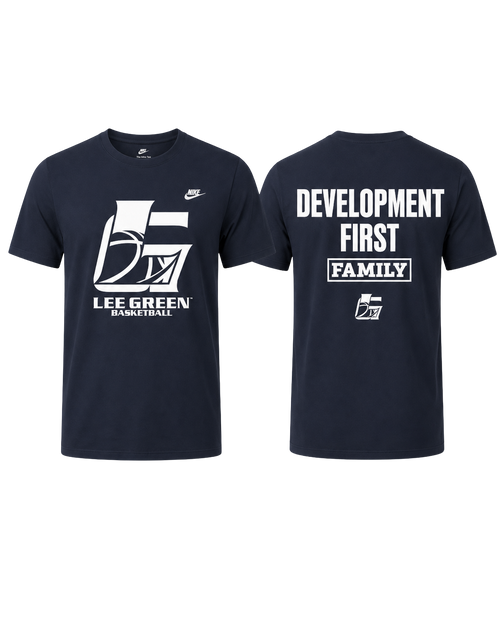 Nike Club T-Shirt • LG